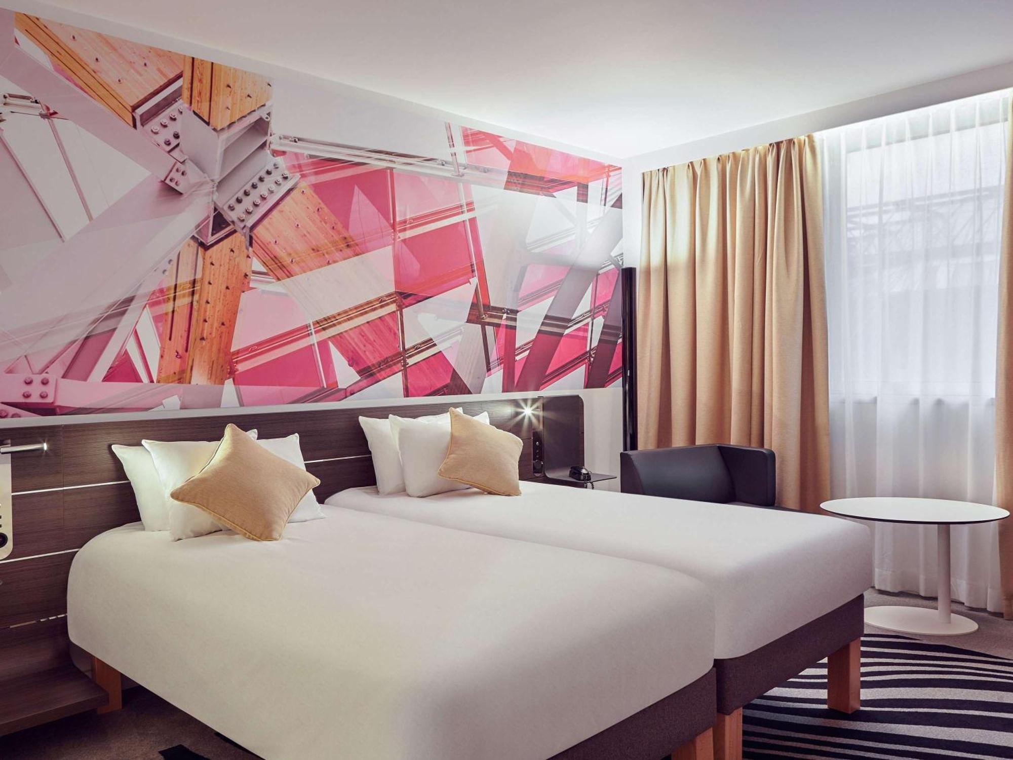Novotel Paris Centre Bercy Esterno foto